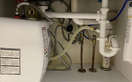 identify resolve leaks hot water system?